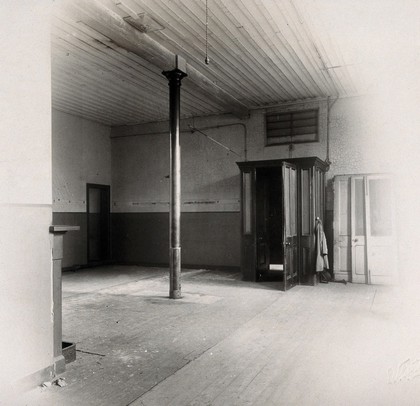 Glasgow Royal Infirmary, Scotland: interior of the Lister Ward during demolition. Photograph by Whyte & Sons, 1928.