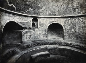 view Pompeii: the Stabian baths frigidarium (cooling room). Photograph by Alinari, 1931.