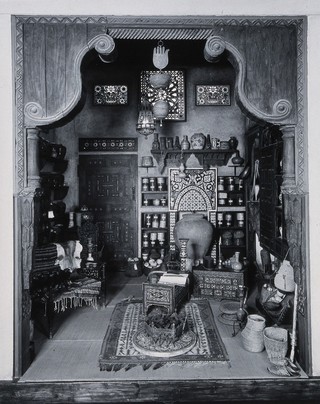 The Wellcome Research Institution, Euston Road, London: a reconstruction of an Arabic pharmacy from Damascus, 1959-1989. Photograph.