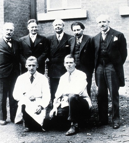 Seven of the early researchers on penicillin. Photograph, 194- (?).