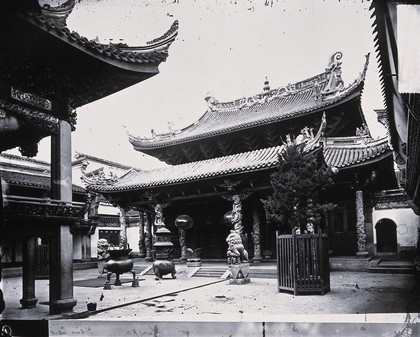 Ningbo, Zhejiang province, China. Photograph, 1981, from a negative by John Thomson, 1870/1871.