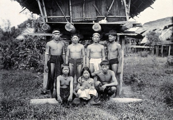 Sarawak: a group of Long Sibatu Kenyah people. Photograph.