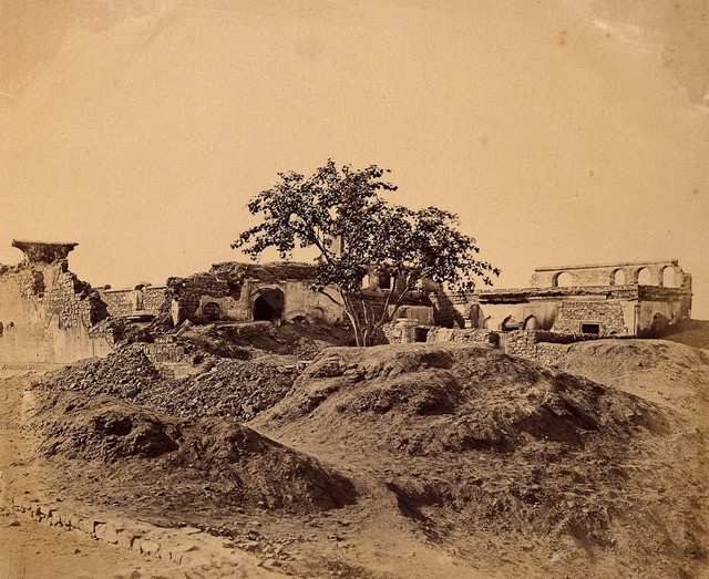 India: a ruined building. Photograph by F. Beato, c. 1858.
