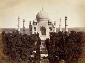 view The Taj Mahal, Agra, India: aerial view. Photograph, ca. 1900.