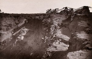 view South Africa: De Beer's diamond mine. Woodburytype, 1888, after a photograph by Robert Harris.