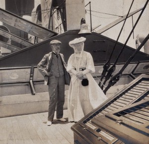 view Members of the British Association on their way to South Africa. Photograph by H. Yule Oldham, 1905.