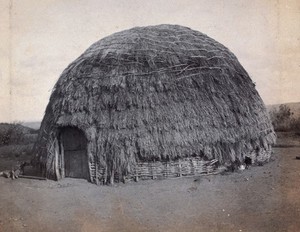 view South Africa: an African kraal hut. Photograph by Prof. Simpson, 1905.