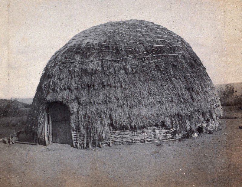 South Africa: an African kraal hut. Photograph by Prof. Simpson, 1905 ...