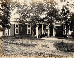 view The 1904 World's Fair, St. Louis, Missouri: the Virginia State building: exterior. Photograph, 1904.