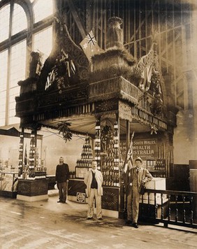 The 1904 World's Fair, St. Louis, Missouri: an Australian exhibit: New South Wales agricultural produce. Photograph, 1904.