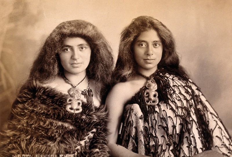 New Zealand: two Maori women. Albumen print by Iles Photo
