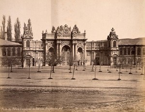 view Dolmabahçe Palace, Istanbul: the gateway of the Sultan. Photograph by Guillaume Berggren, ca. 1880.