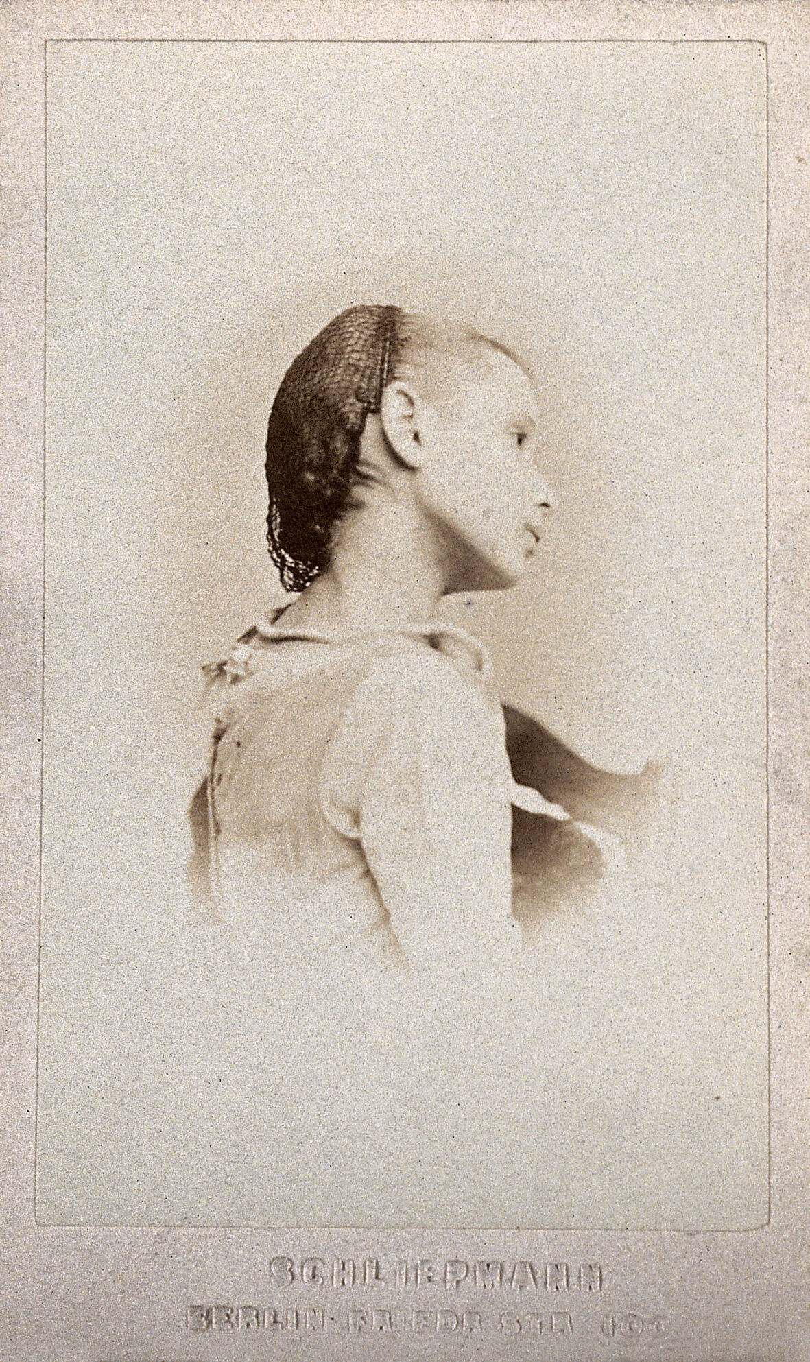 A Young Girl Wearing A Hairnet In Profile A Vignetted Head And Shoulders Portrait Photograph 1870 1890 Wellcome Collection,Anime Base Female Happy