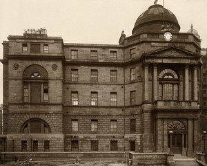 view Glasgow Royal Infirmary, Scotland: exterior. Photograph, ca. 1910.