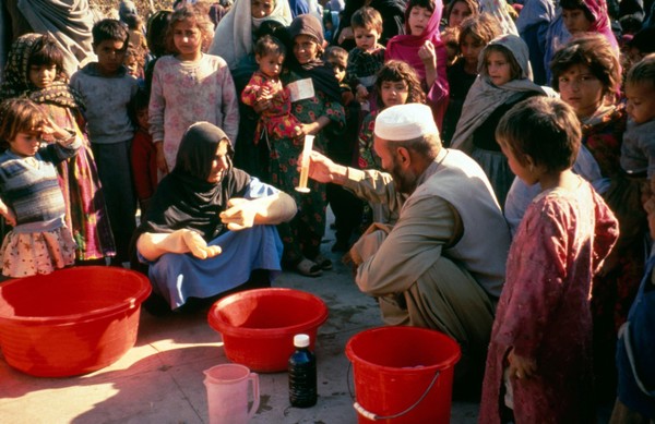 Treating blankets with insecticide