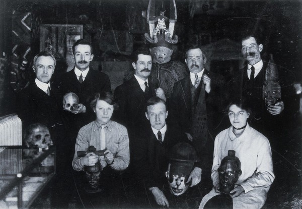 Some members of staff of the Wellcome Historical Medical Museum, ca. 1915. Photograph.