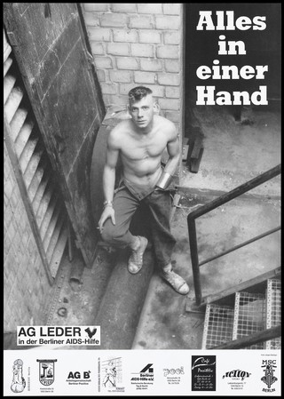 Alles in einer hand.