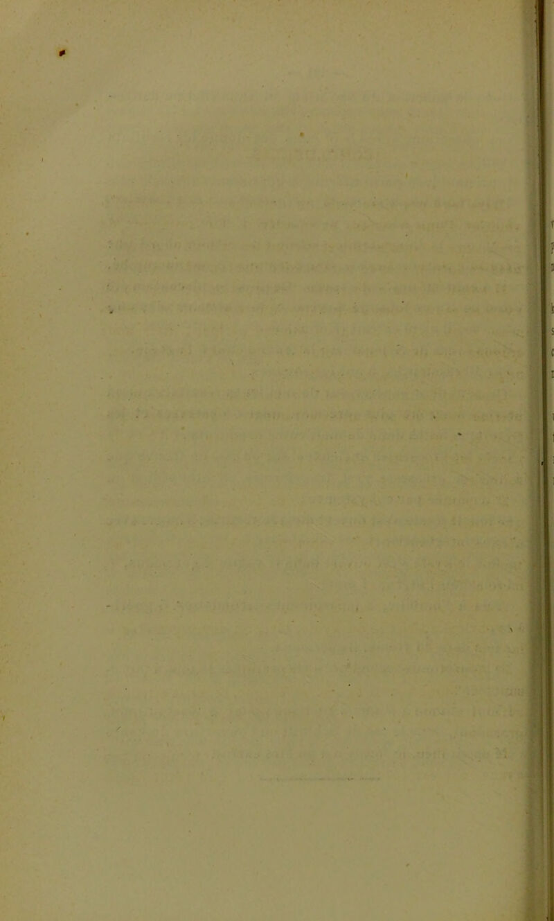 * ' . \ ’ . * -■ - • » $ ••• * r * ’ f ï , A f S I