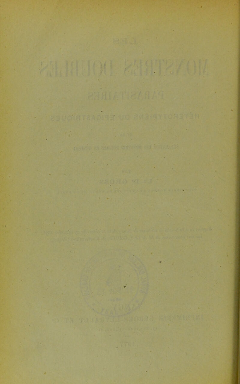 , . ... ■ ' ' , < ' ■ r À