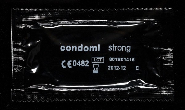 Condomi Strong : CE0482 2012-12 ...