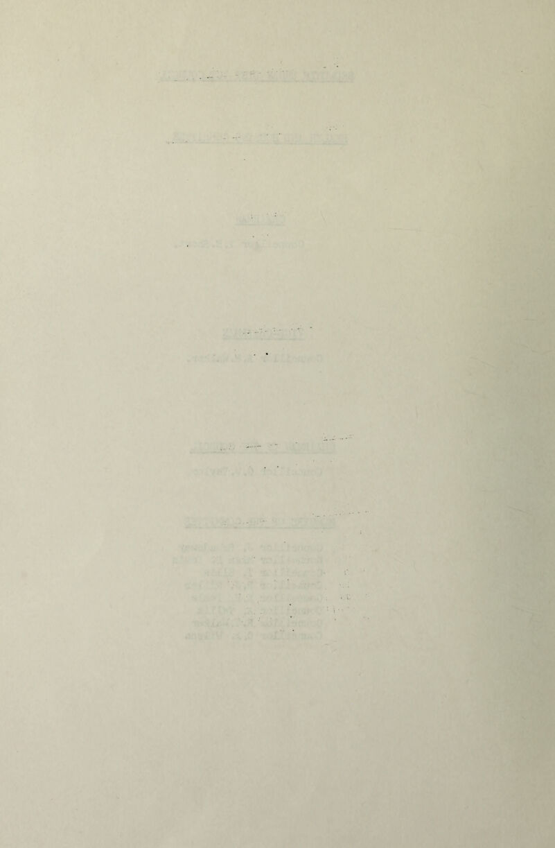 > :.. V : v 7 • 'Jn ' 1 4 ' •• I, H *■ '■I i 4> ■' 4 \r. ' f-- j