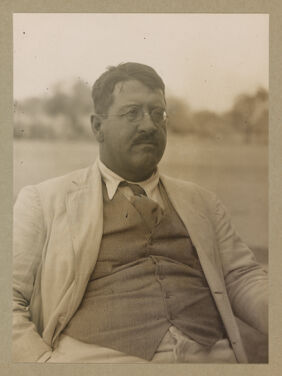 Archaeological excavations at Gebel Moya (Jebel Moya), Sudan: season of 1910-1911, and Segadi, Sudan, 1912-1925. Photographs, 19--.