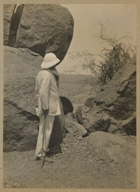 Archaeological excavations at Gebel Moya (Jebel Moya), Sudan: season of 1910-1911, and Segadi, Sudan, 1912-1925. Photographs, 19--.