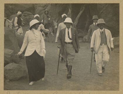 Archaeological excavations at Gebel Moya (Jebel Moya), Sudan: season of 1910-1911, and Segadi, Sudan, 1912-1925. Photographs, 19--.