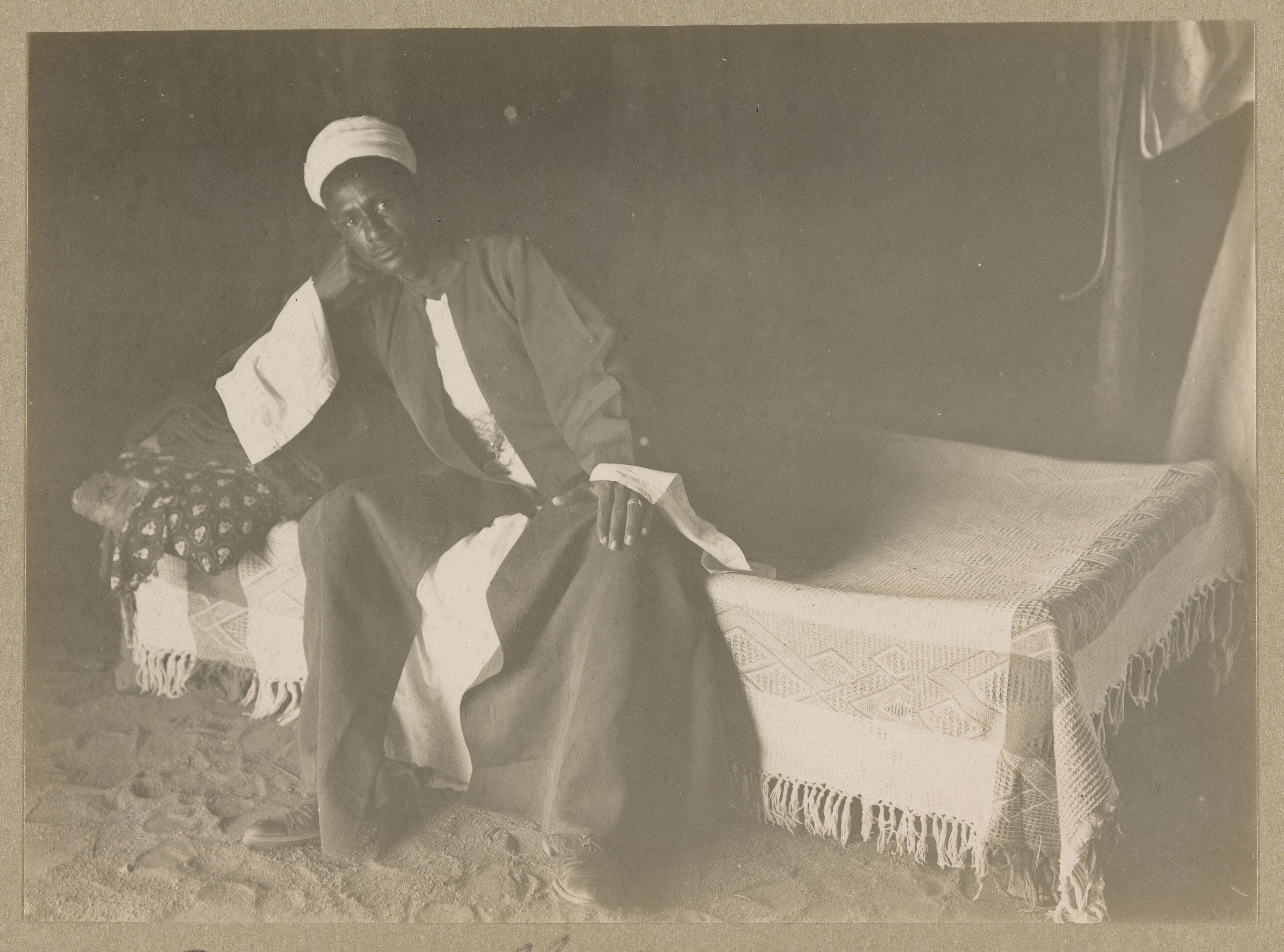 Archaeological excavations at Gebel Moya (Jebel Moya), Sudan: season of 1910-1911, and Segadi, Sudan, 1912-1925. Photographs, 19--.