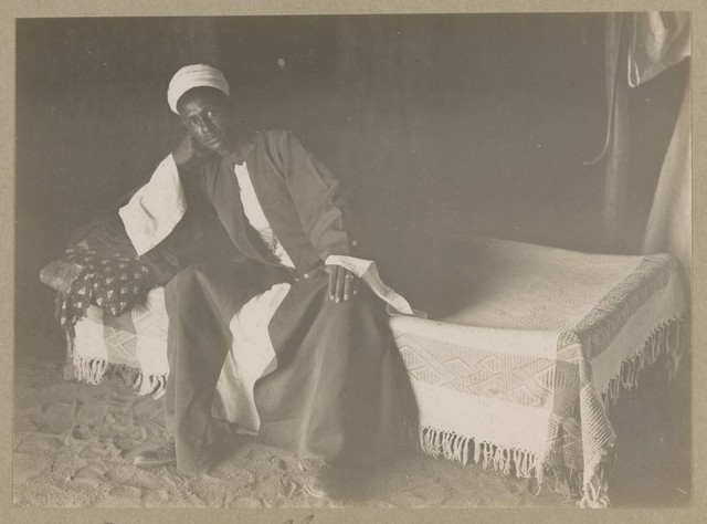 Archaeological excavations at Gebel Moya (Jebel Moya), Sudan: season of 1910-1911, and Segadi, Sudan, 1912-1925. Photographs, 19--.