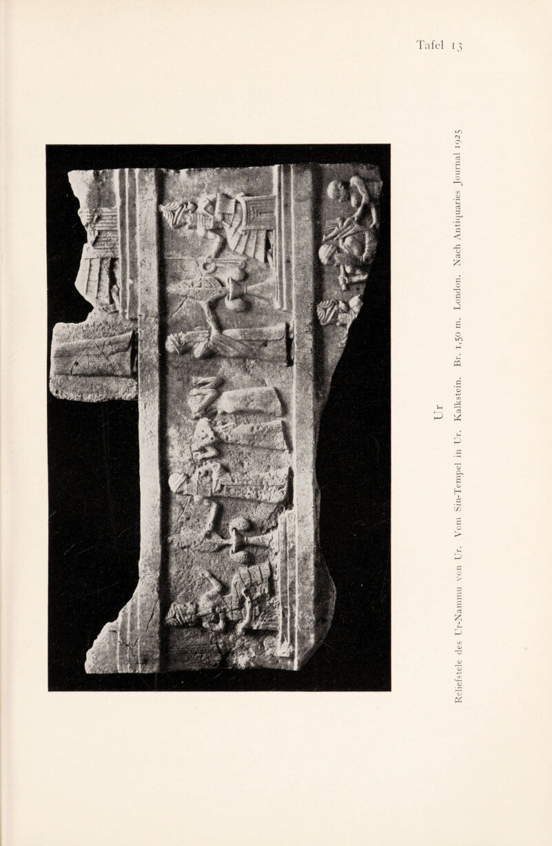 kJ Reliefstele des Ur-Nammu von Ur. Vom Sin-Tempel in Ur. Kalkstein. Br. 1,50 m. London. Nach Antiquaries Journal 1925