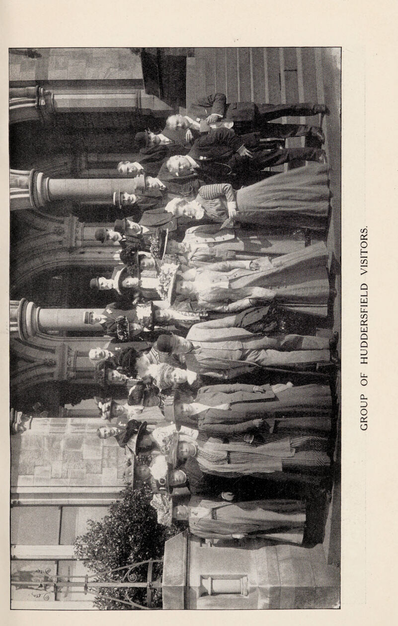 GROUP OF HUDDERSFIELD VISITORS.