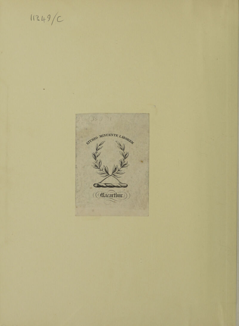 IIH9/C 1 ■7. - . ■ 1 > S i