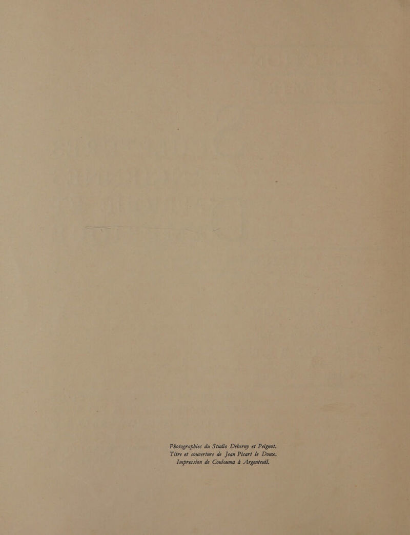 Photographies du Studio Deberny et Peignot. Titre et couverture de Jean Picart le Doux. Impression de Coulouma &amp; Argenteuil.