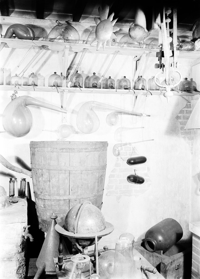 No text description is available for this image