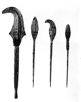 view M0000042: Four decorative knives