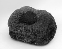 view M0000047: Piece of stone with channel all around for distending the ear