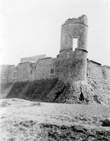 view M0001674: Photograph of the ruined round tower on one of the corners of the Castle of Chinchón, Spain