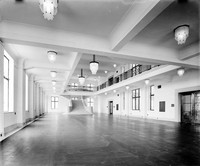 view M0003047: Interior view of the statuary hall in the Wellcome Research Institute Building, c.1932