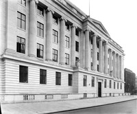 view M0002900: Front exterior view of Wellcome Research Institute Building