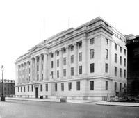 view M0002901: Exterior view of Wellcome Research Institute Building, c.1932