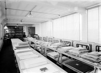 view M0004534: Prints and engraving room at Wellcome Museum, Euston Road, c.1936