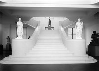 view M0004497: Wellcome Historical Medical Museum, entrance steps, Euston Road