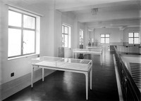 view M0004524: Wellcome Historical Medical Museum, view of Hall of Statuary, Euston Road