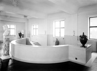 view M0004522: Wellcome Historical Medical Museum, view of Hall of Statuary, Euston Road