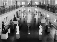 view M0004512: Wellcome Historical Medical Museum, view of Hall of Statuary, Euston Road