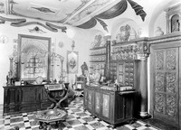 view M0006333: 17th century Italian Pharmacy, interior