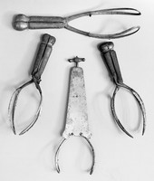 view M0008266: Obstetrical forceps, 18th and 19th century