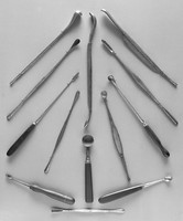 view M0008232: Lithotomy scoops