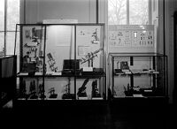 view M0010929: Wellcome Historical Medical Museum exhibition: History of the Microscope, December 1948